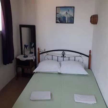 Kamaki Gradac (Split-Dalmatia)