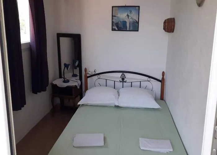 Kamaki Gradac (Split-Dalmatia)