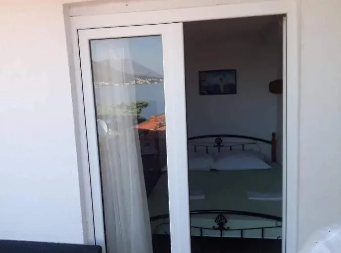 Kamaki Apartman Gradac (Split-Dalmatia)