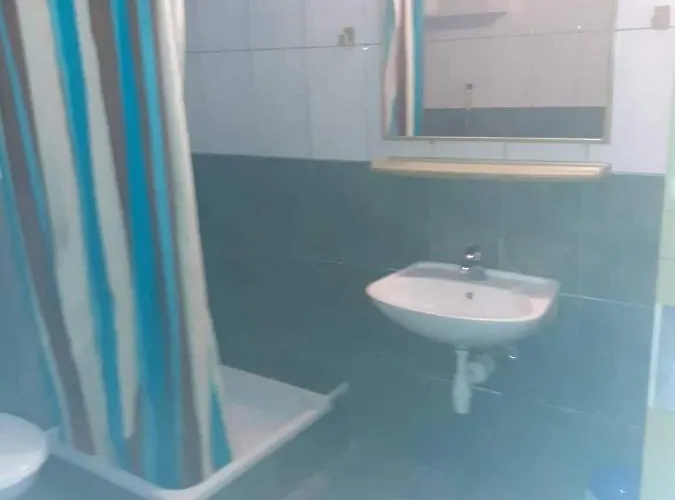 Kamaki Apartman *